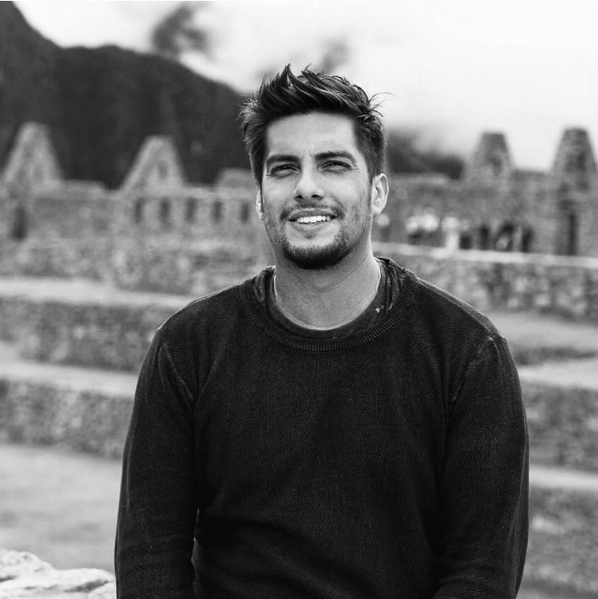 Artista Peruano Alejandro Saavedra